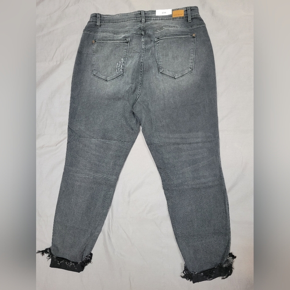 Judy Blue High Waist Skinny Jeans - Picture 7 of 9